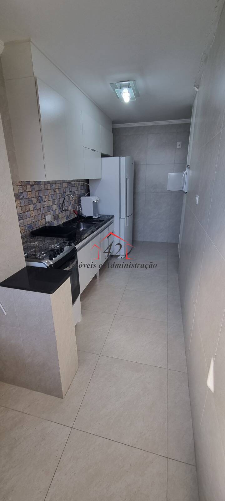 Apartamento à venda com 2 quartos, 58m² - Foto 9