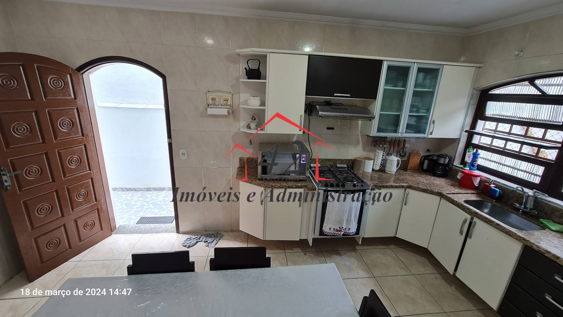 Sobrado à venda com 3 quartos, 324m² - Foto 13