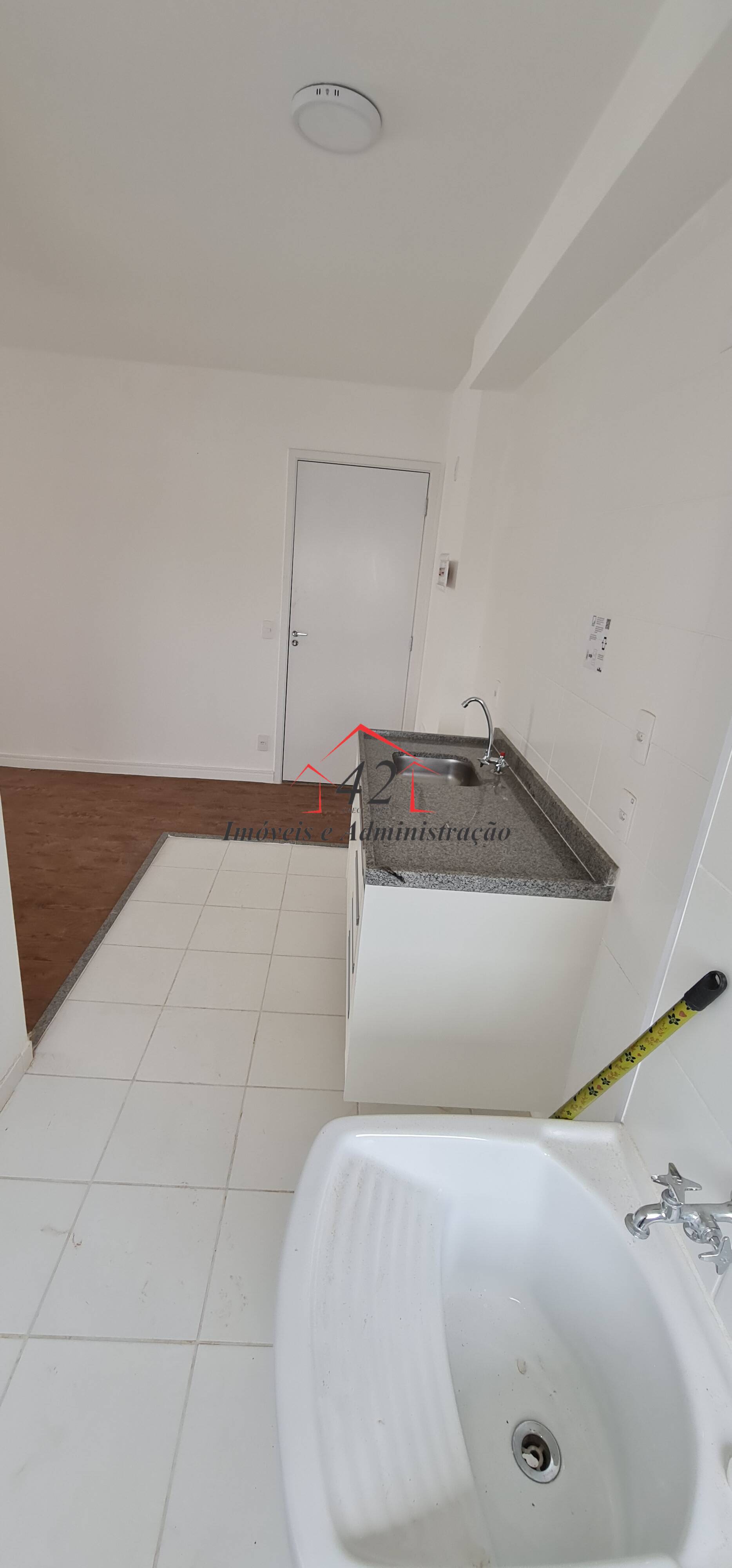 Apartamento para alugar com 2 quartos, 48m² - Foto 4