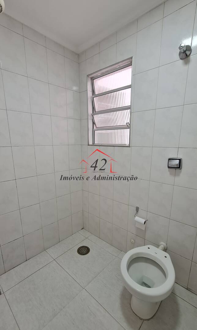 Casa à venda com 2 quartos, 80m² - Foto 12