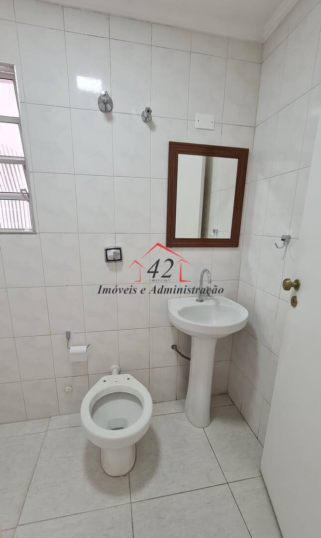 Casa à venda com 2 quartos, 80m² - Foto 11