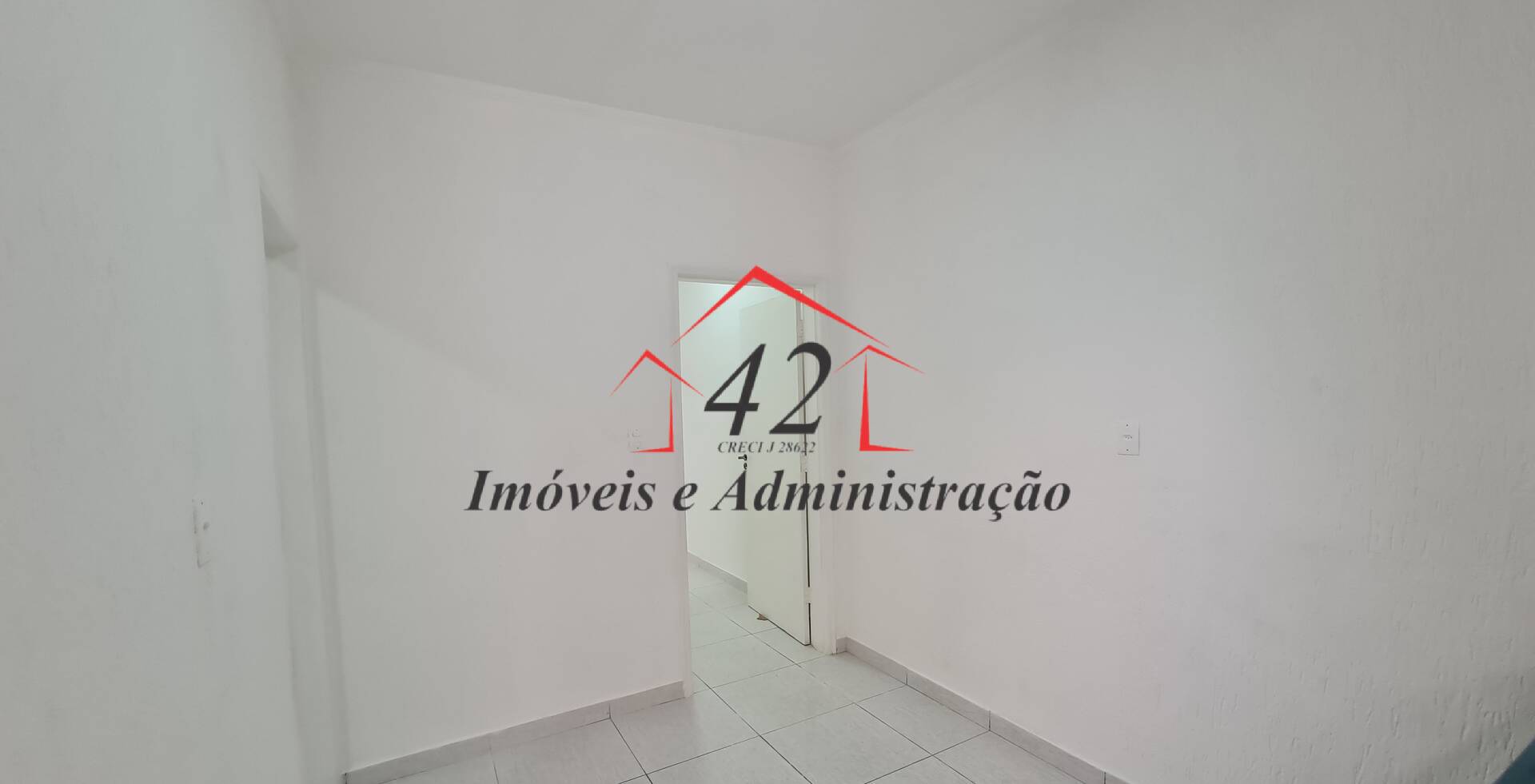 Casa à venda com 2 quartos, 80m² - Foto 17