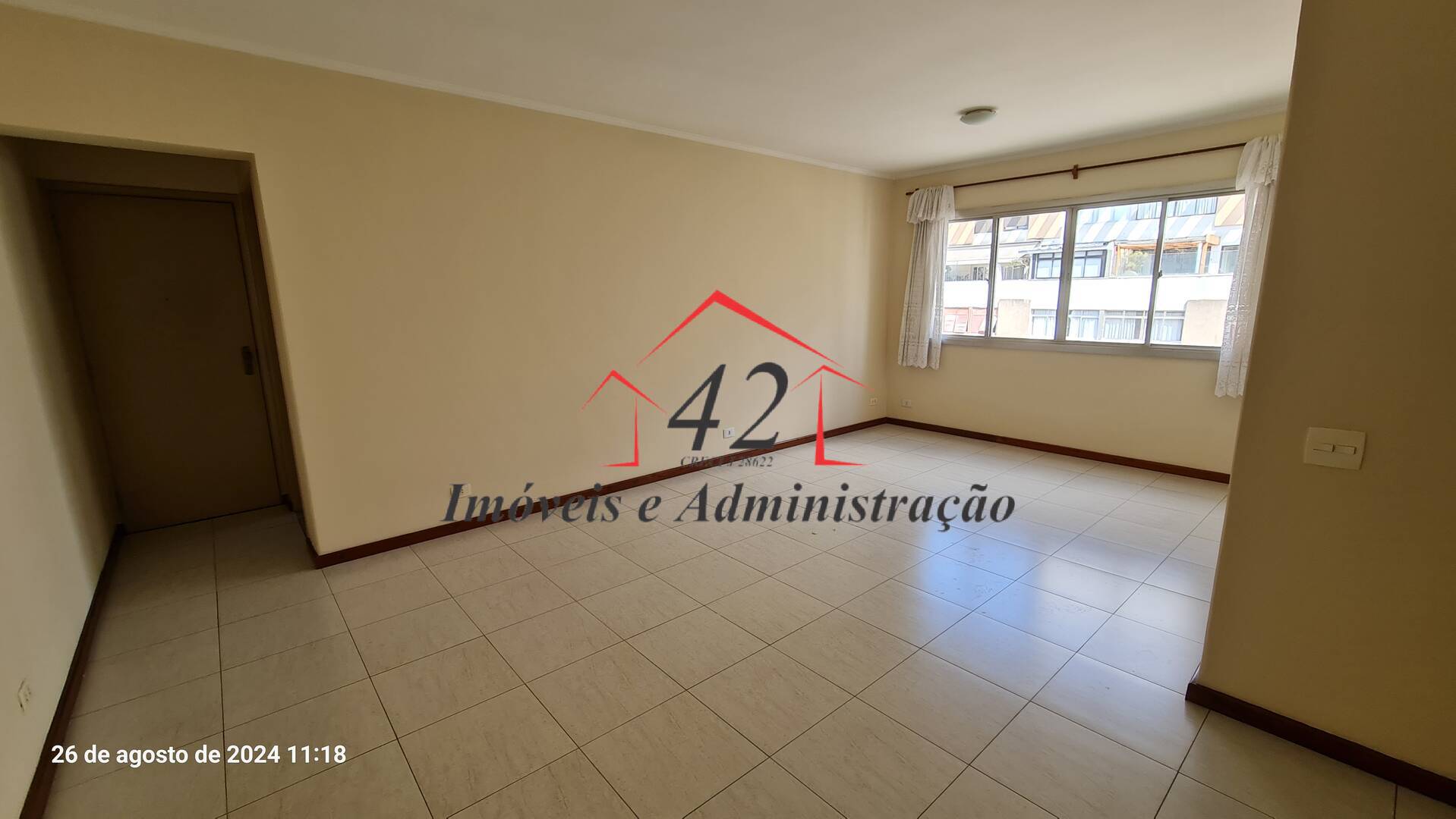 Apartamento para alugar com 3 quartos, 105m² - Foto 3