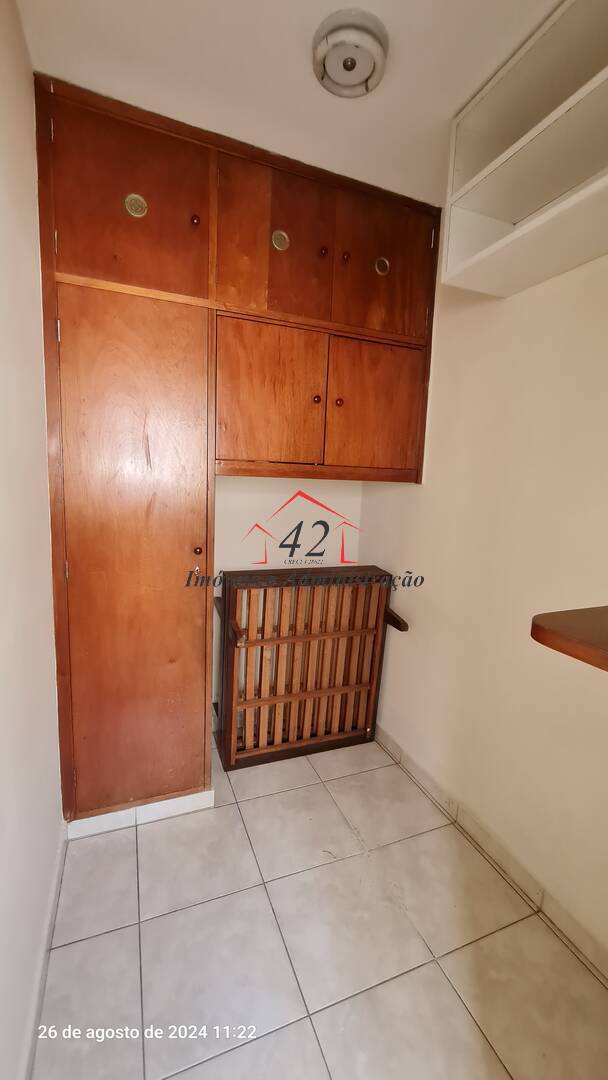 Apartamento para alugar com 3 quartos, 105m² - Foto 24