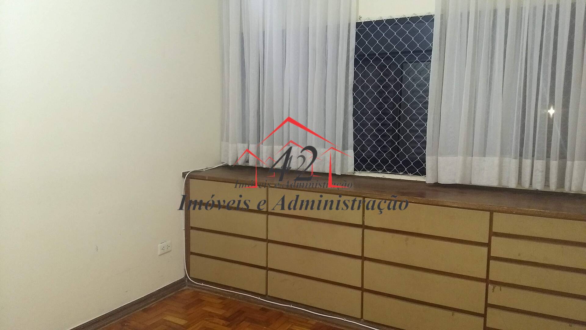 Apartamento para alugar com 2 quartos, 90m² - Foto 12