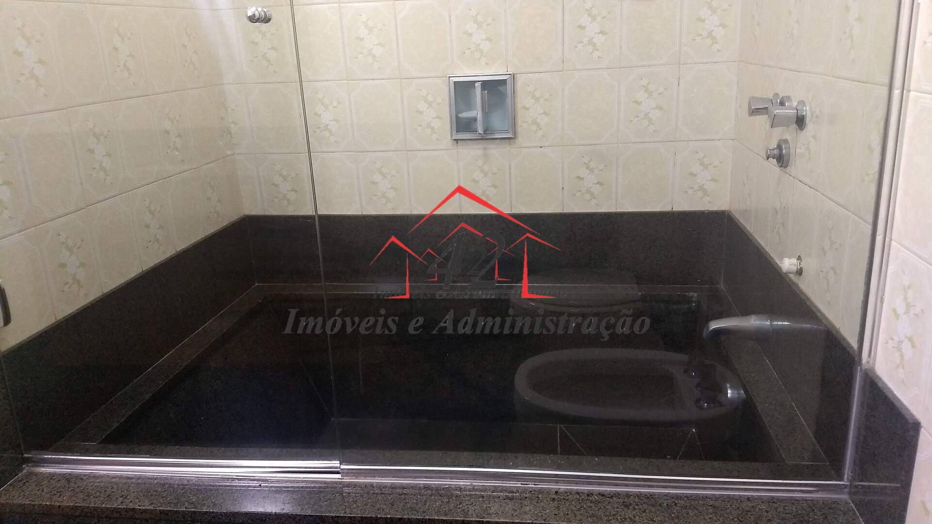 Apartamento para alugar com 2 quartos, 90m² - Foto 17